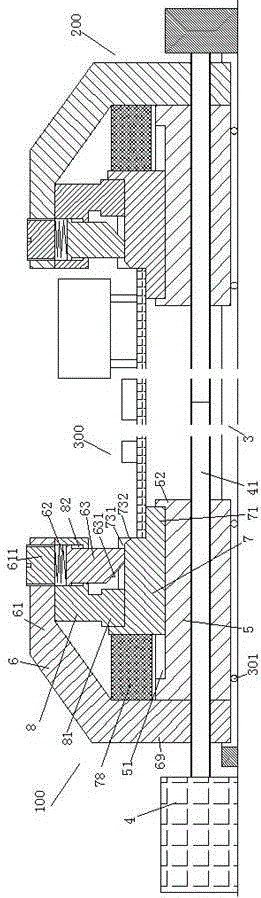 Mounting and locking device used for circuit board 300 and provided with rollers