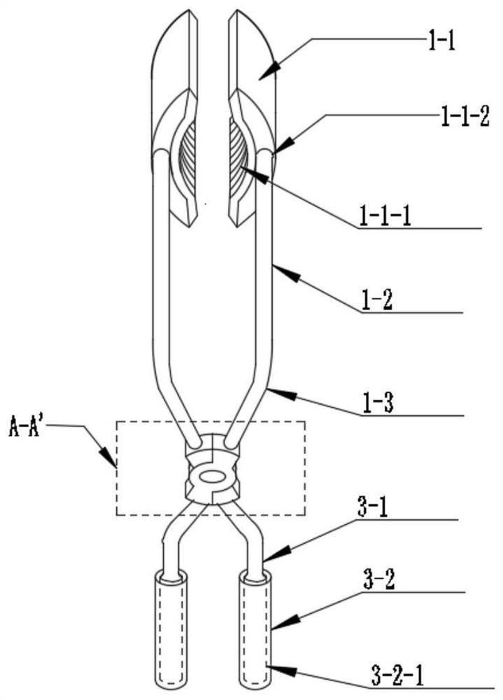 Clamp for taking out cylindrical sample after pilot test of hydraulic oil in triaxial pressure chamber and use method