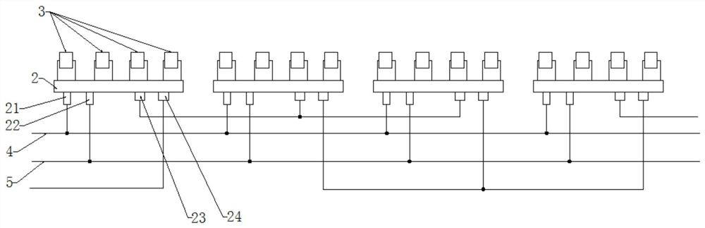 A wide color gamut light-emitting unit and a light-emitting device based on stacked adjacent interleaving links