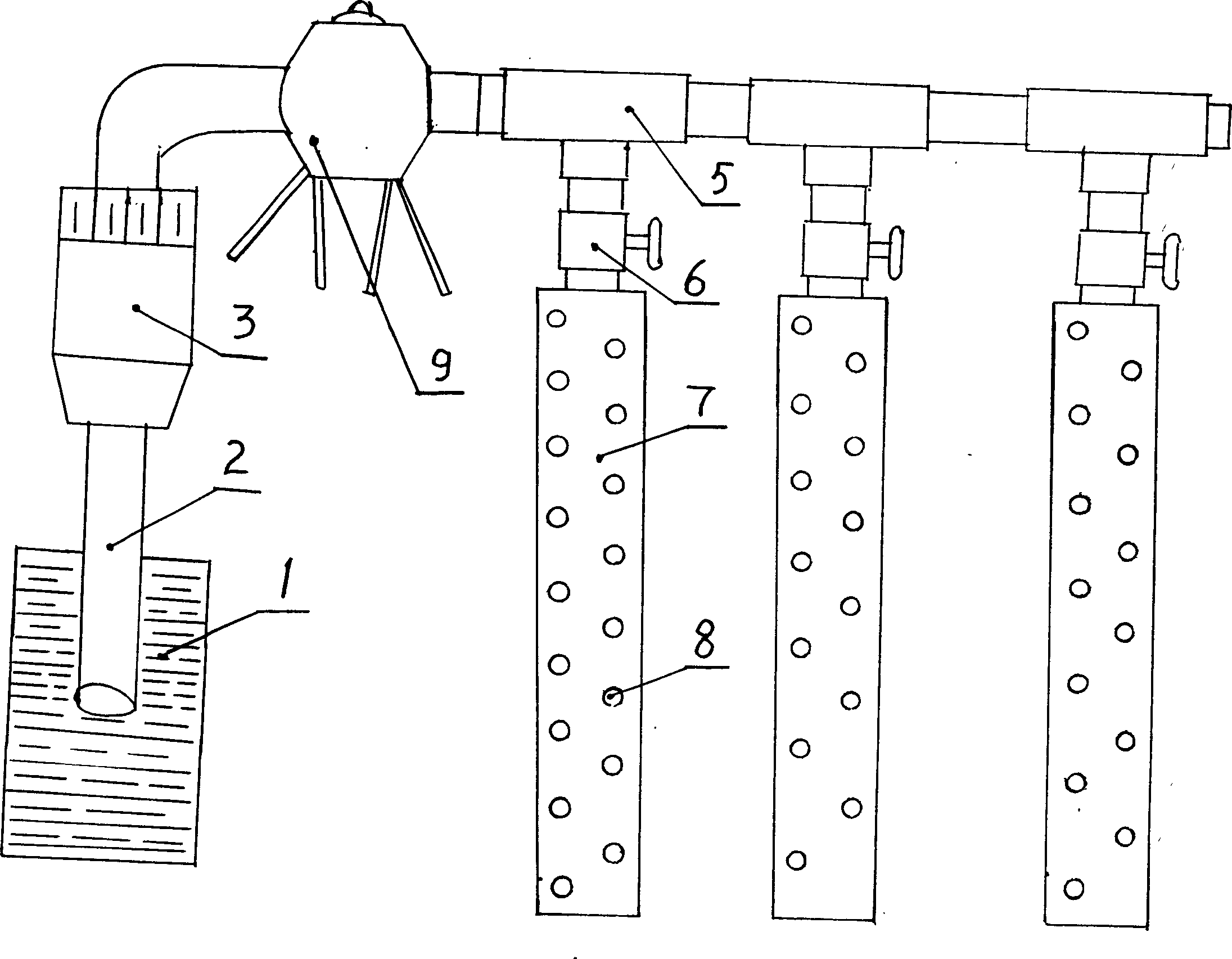 Farmland pressurized porous water-spraying belt apparatus and its irrigation method