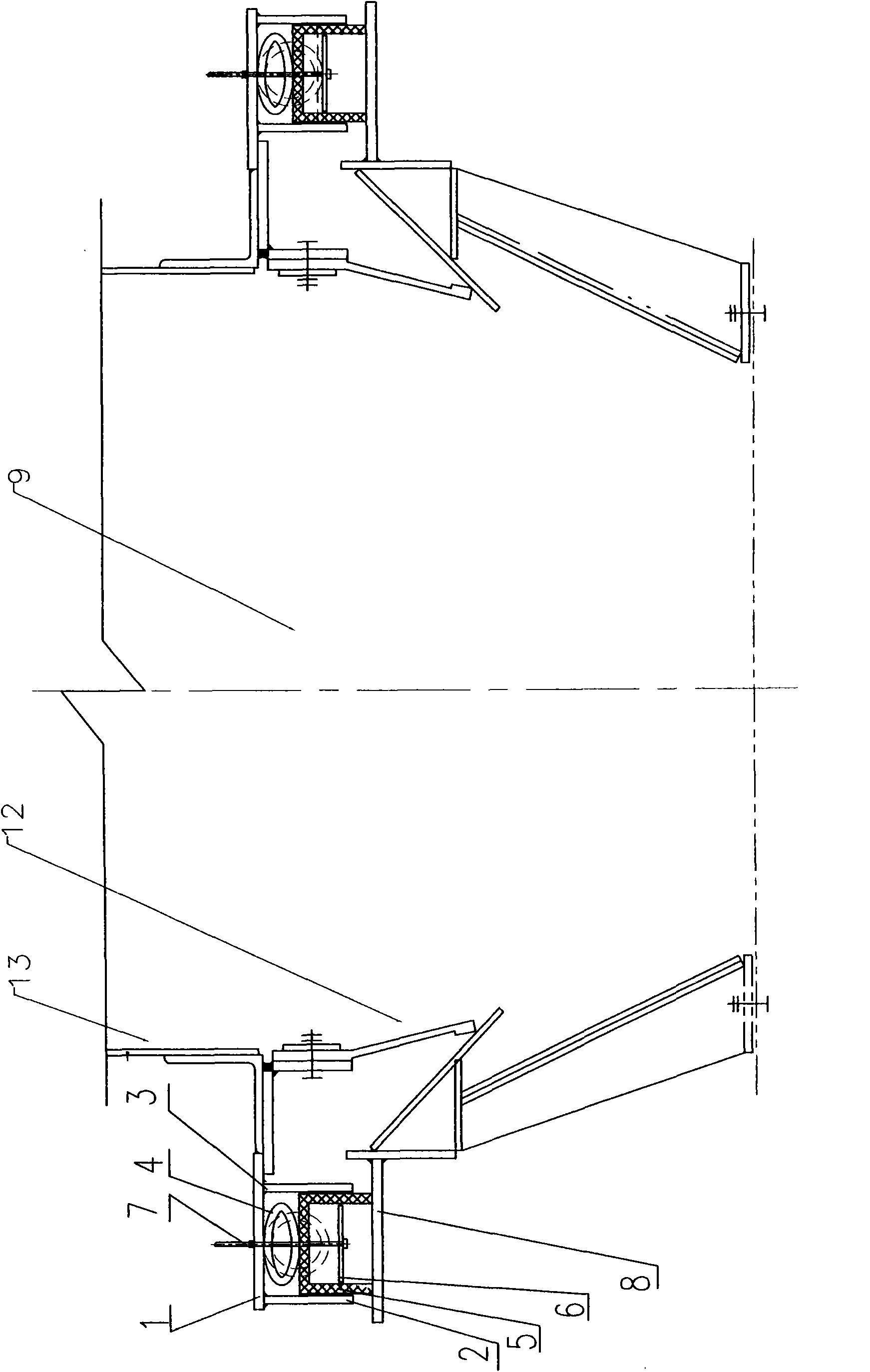 Seal structure between wind chamber and the lower part of sintering ring cold machine trolley of steel and iron plant