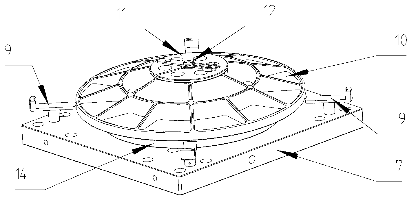 Hoisting device of horizontal modality test