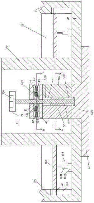 Feed supply device capable of realizing lifting under hydraulic control