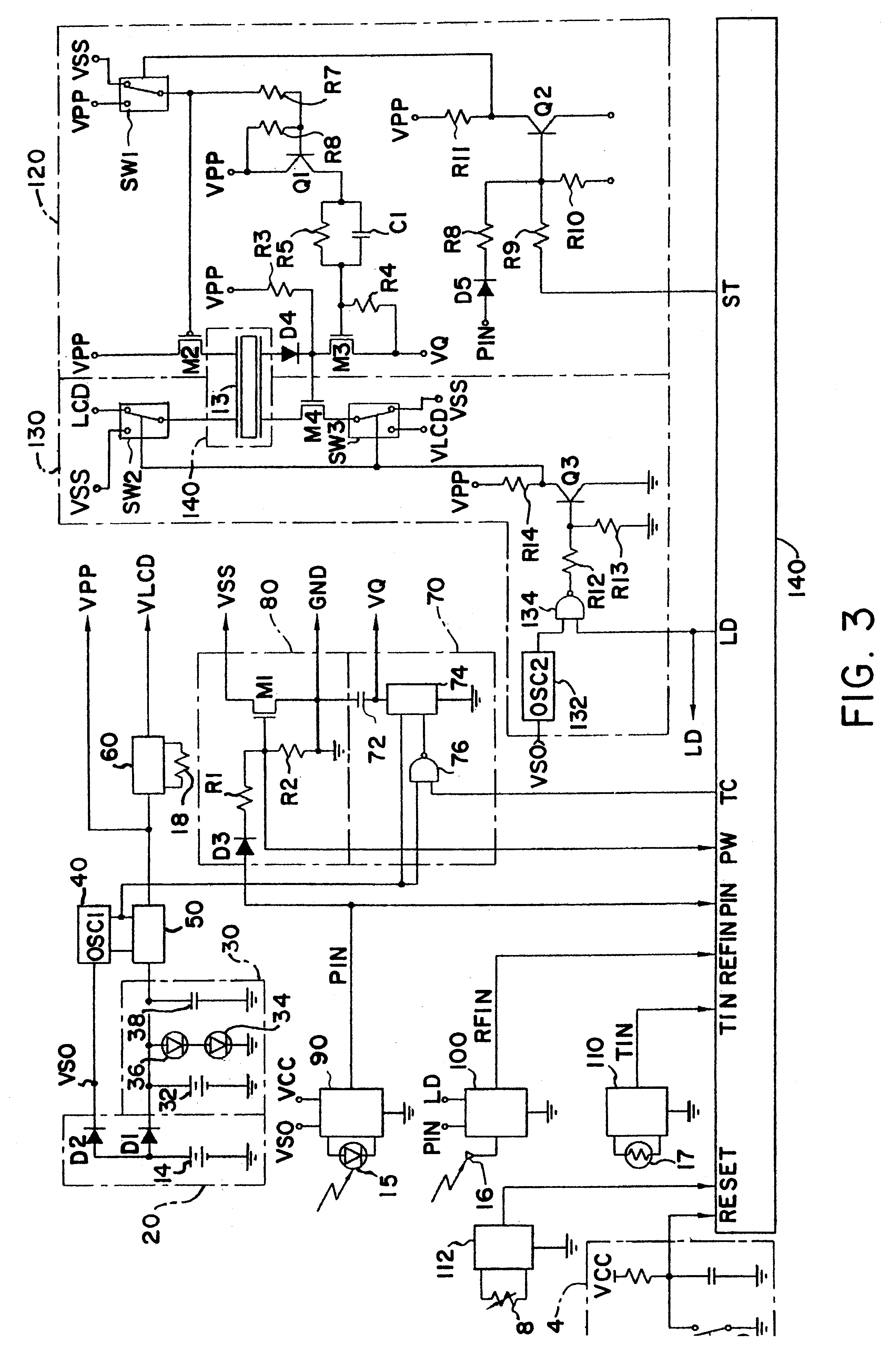 Glare shielding device of welding helmet and method of controlling the same