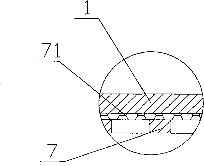 Self-heating methane tank