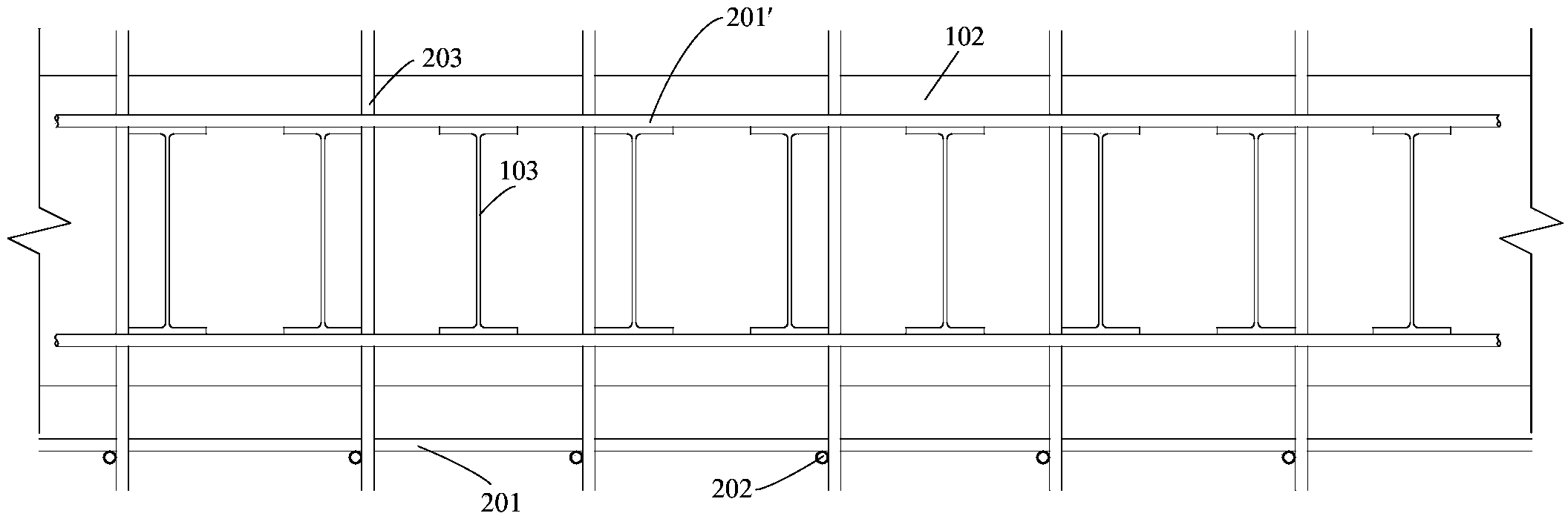 Suspended single row scaffold and construction method thereof