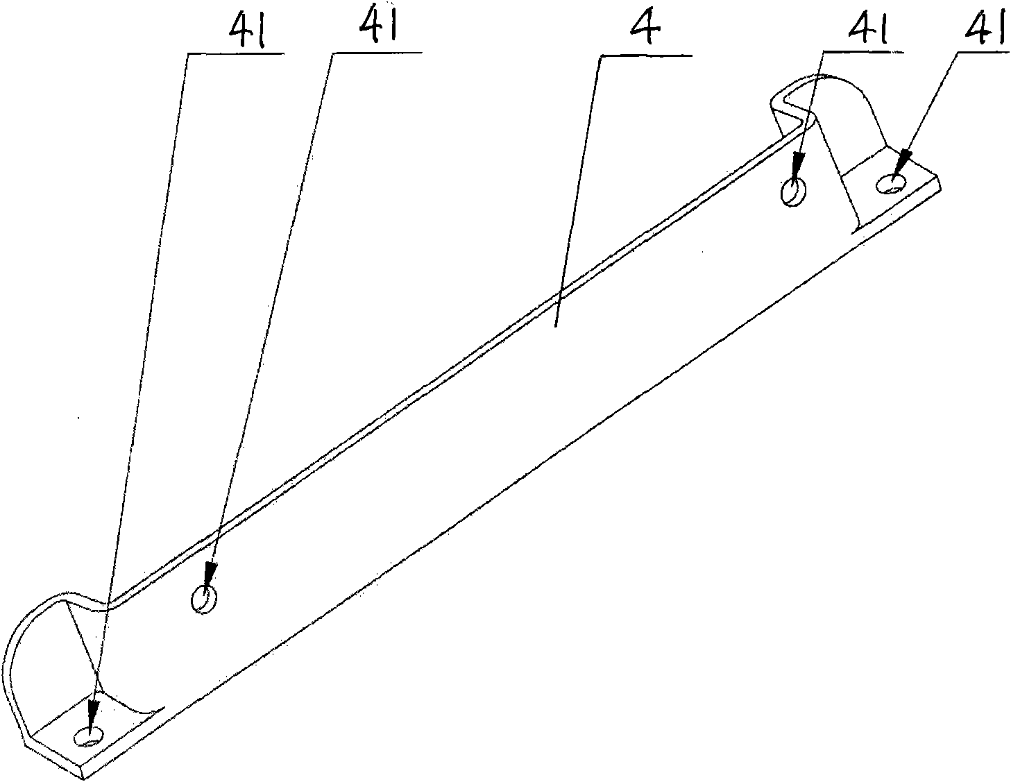 Engine air track mounting bracket with vibration attenuation function