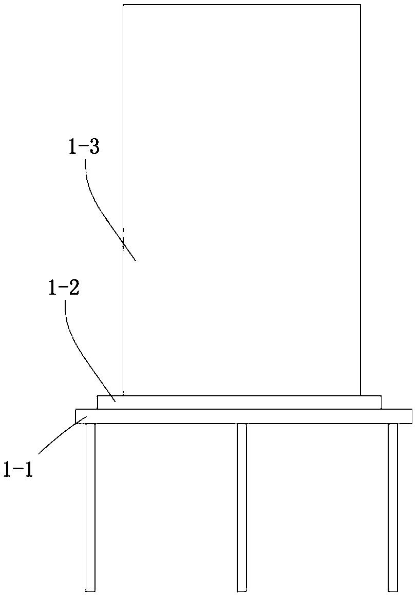 Production control system and method capable of achieving food quality traceability