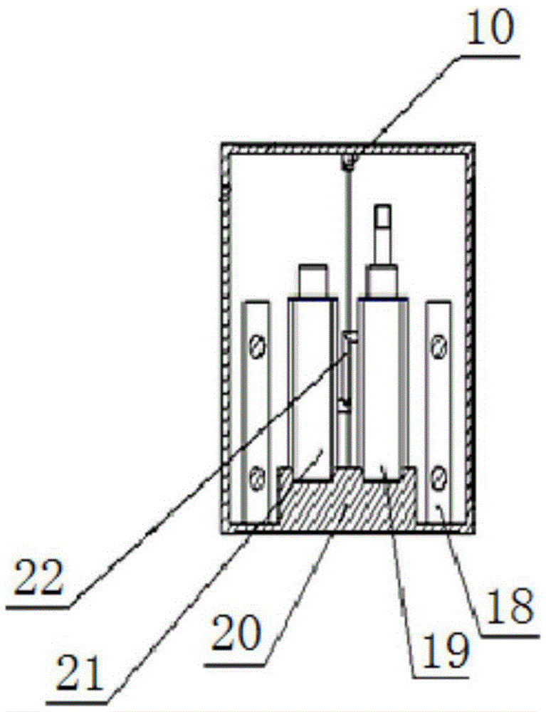 Automatic production device for organic fertilizers