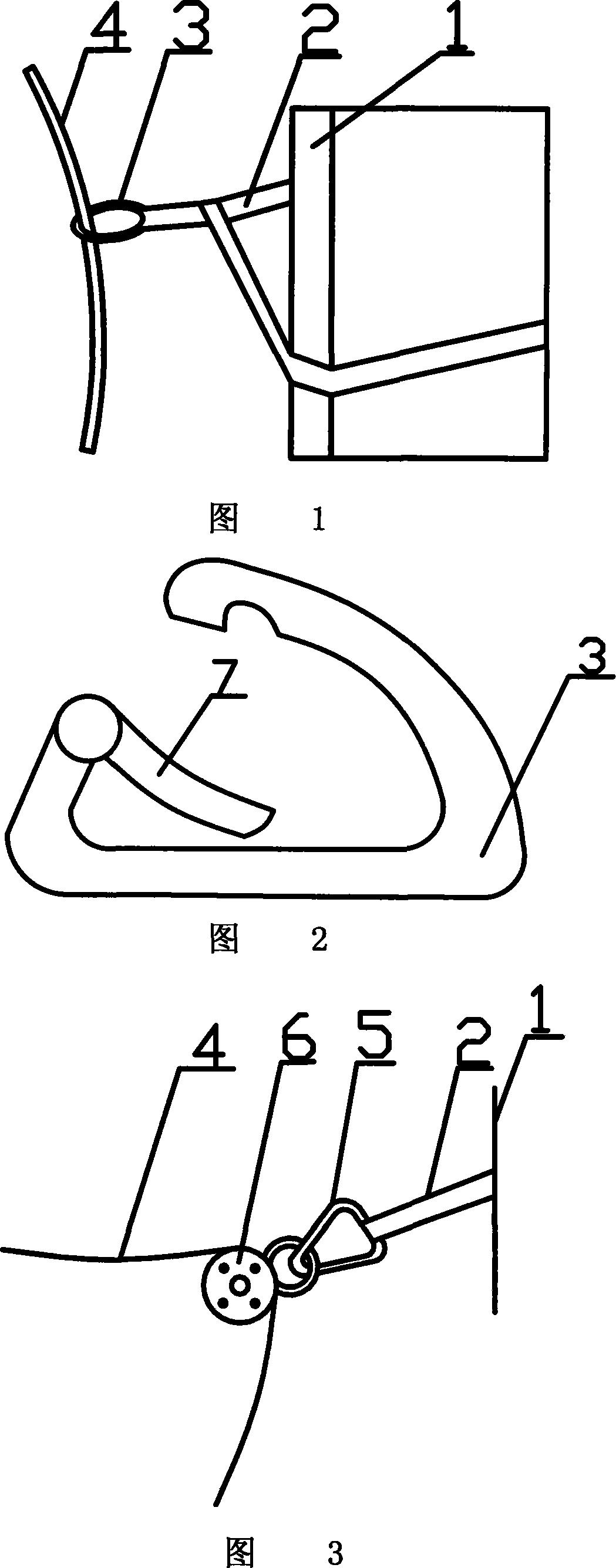 Anti-drop method for climbing iron tower of power transmission line