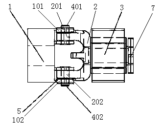 Traction apparatus of cross-country tractor