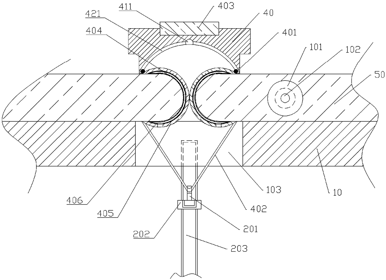 Plate cutting device