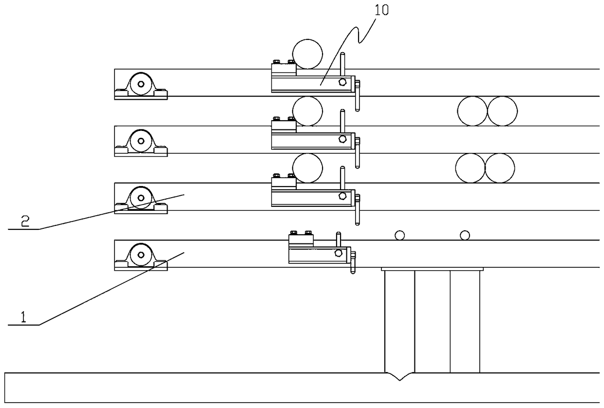 An automatic delivery device and delivery method for tubing rods in well workover operations