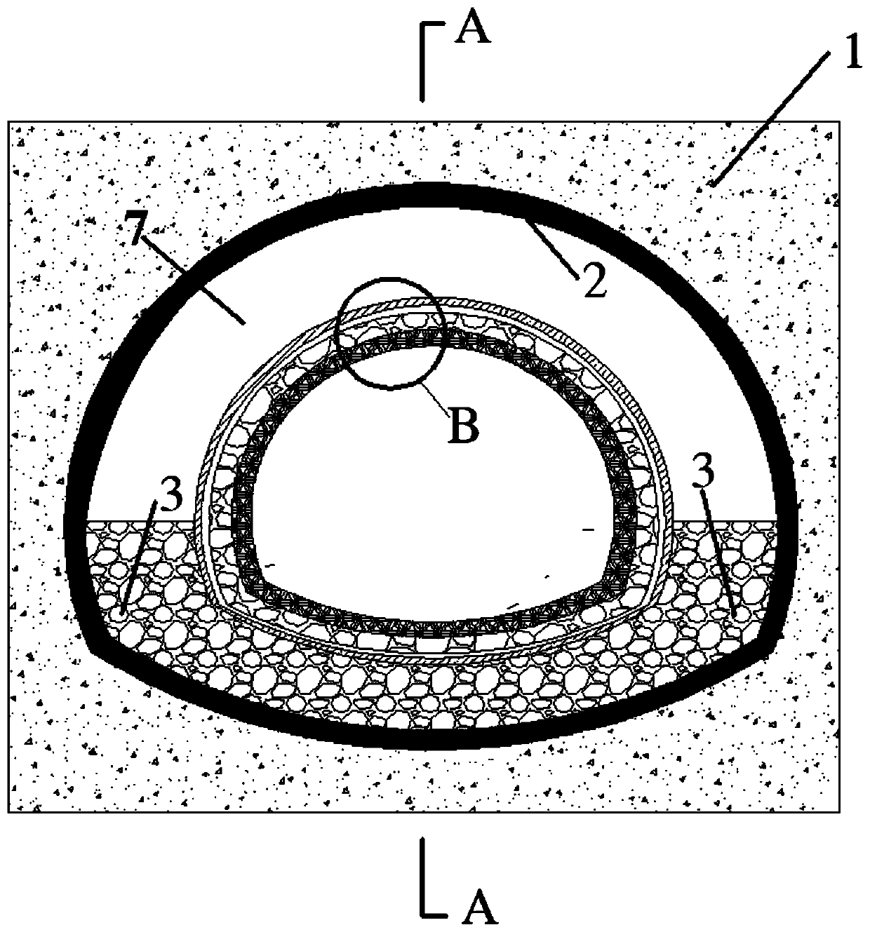 A lining structure suitable for tunnels crossing active faults and its construction method