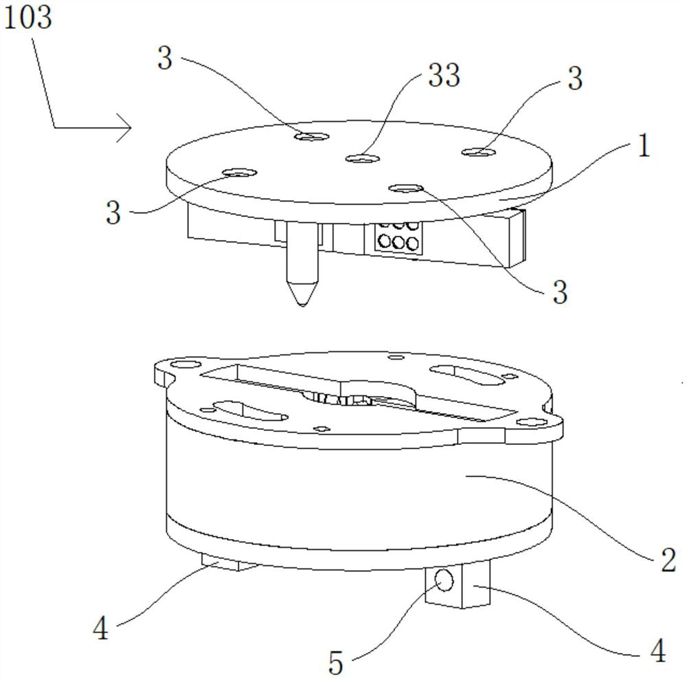 Claw replacement mechanism automatically correcting transverse deviations and mechanical hand equipment