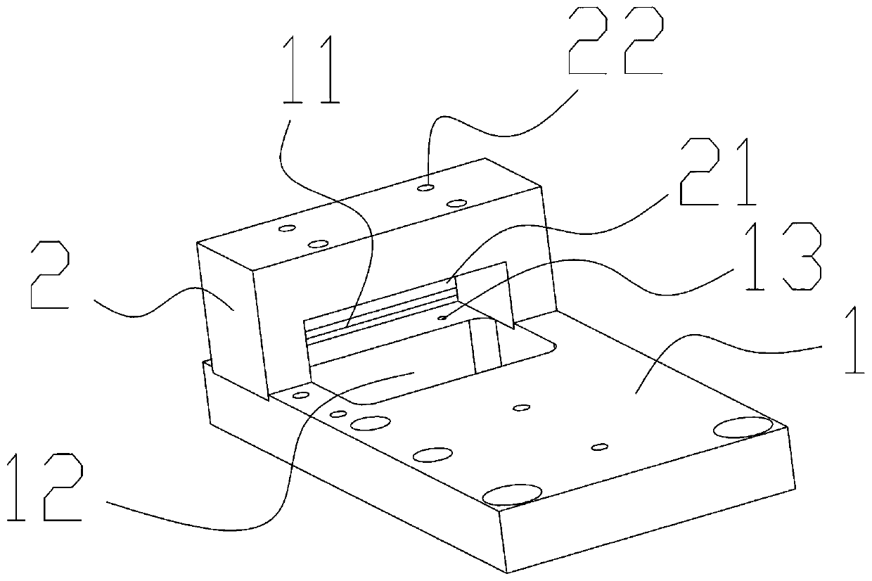 Rotating shaft screening mechanism, rotating shaft screening method and rotating shaft assembly device of gearbox