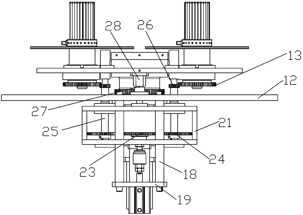 A double-head winding machine