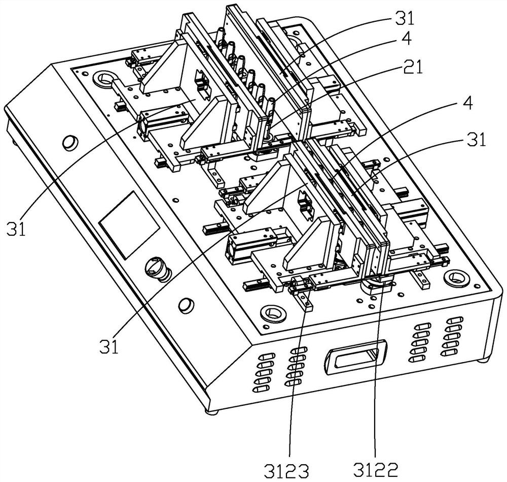 Grinding and polishing device suitable for plastic part