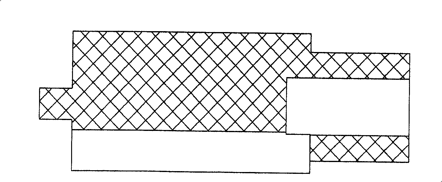 Fixed-frequency AM electric vortex displacement sensor probe of linear automatic compensation