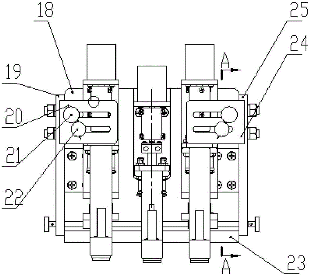 Pulse signal acquisition device and method based on multi-sensor with automatic voltage regulation