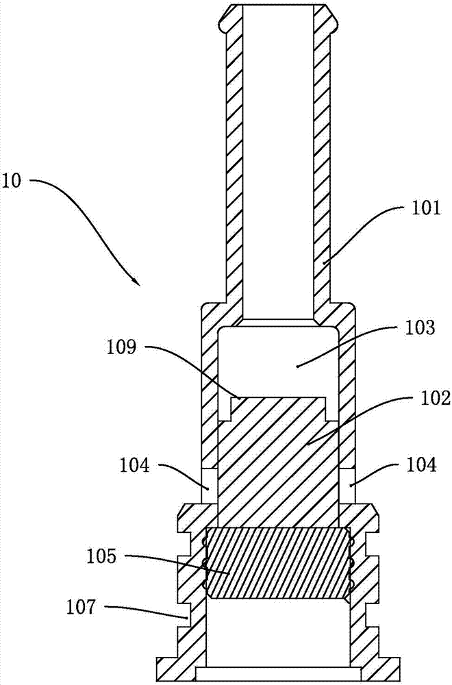 Ceramic atomizing core and atomizer formed thereby