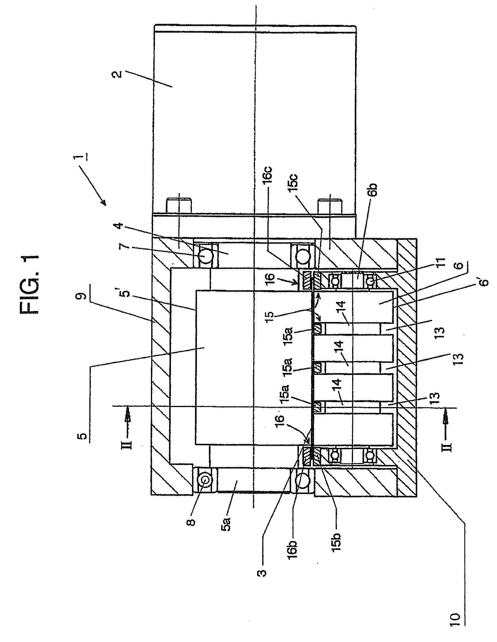 Sheet material feeding apparatus