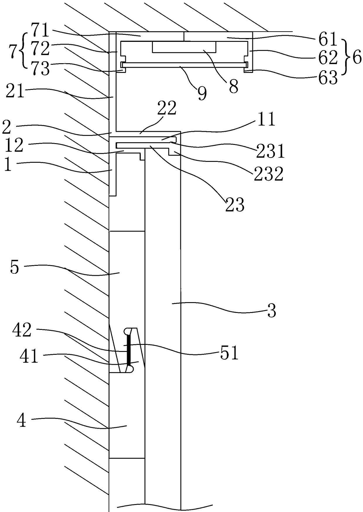 Wainscot board vertex angle structure