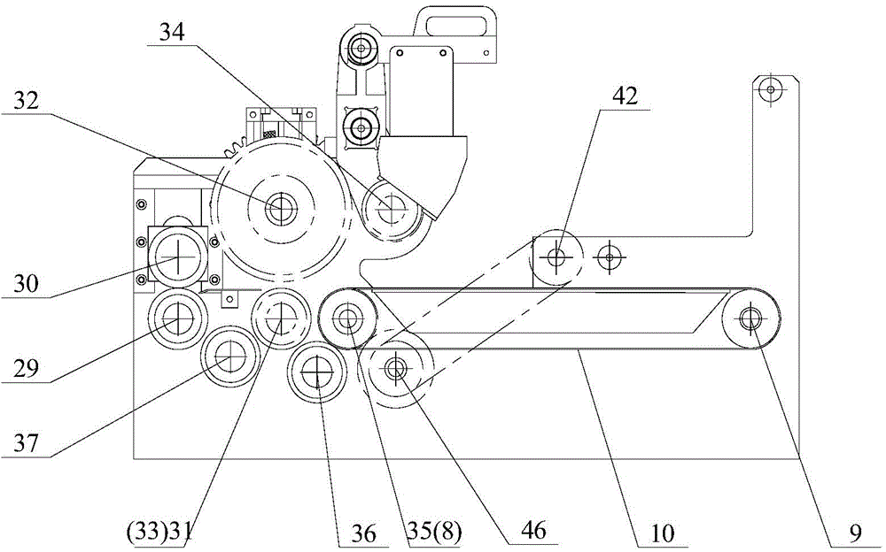 Carry bag machine and automatic head card gluing device thereof