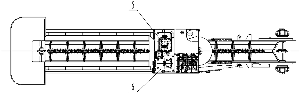 Angle-adjustable self-moving type scraper conveyor