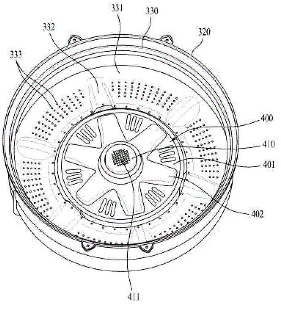 Laundry treatment apparatus with a pulsator