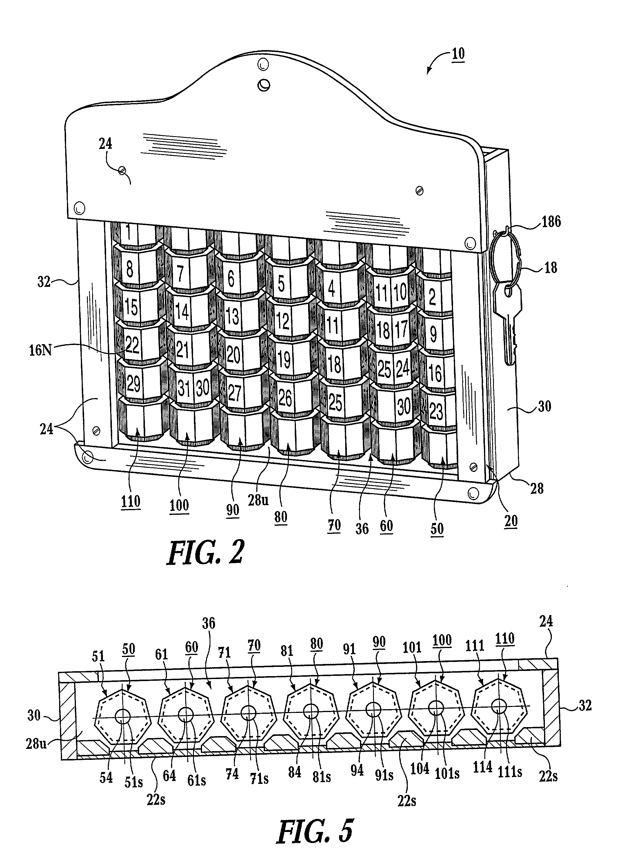 Perpetual calendar wall display device having rotatable calendar days