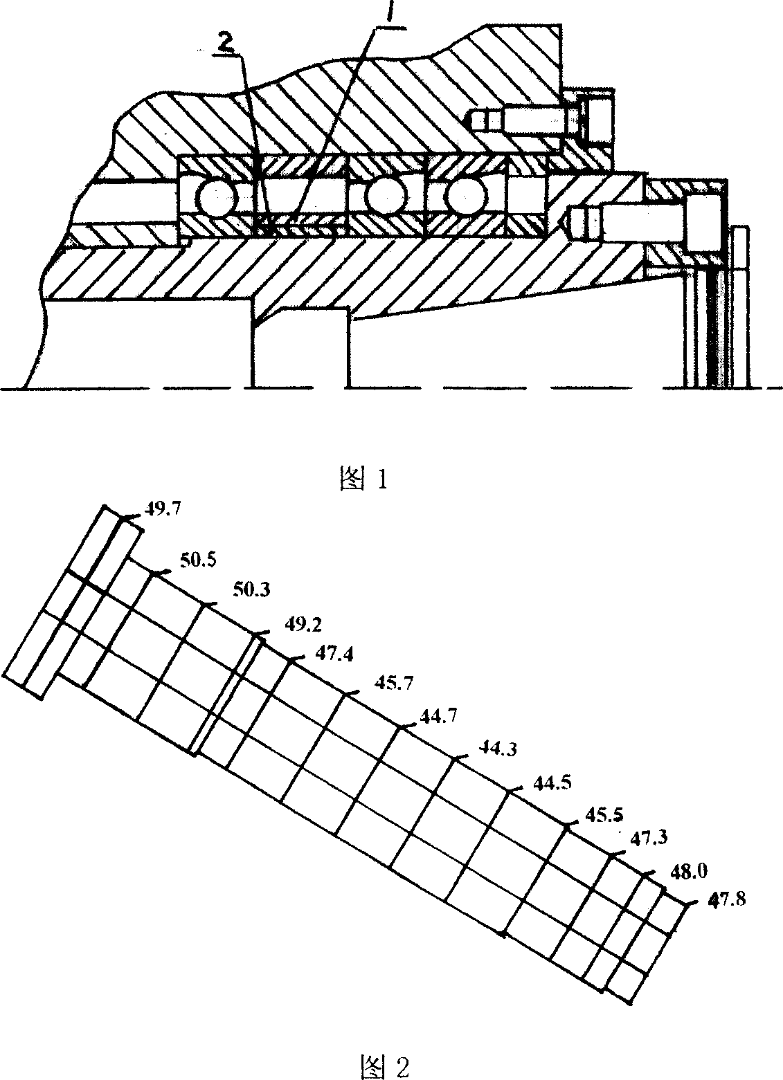 Method of regulating bearing pretightening force using heat characteristics of metal material and its device