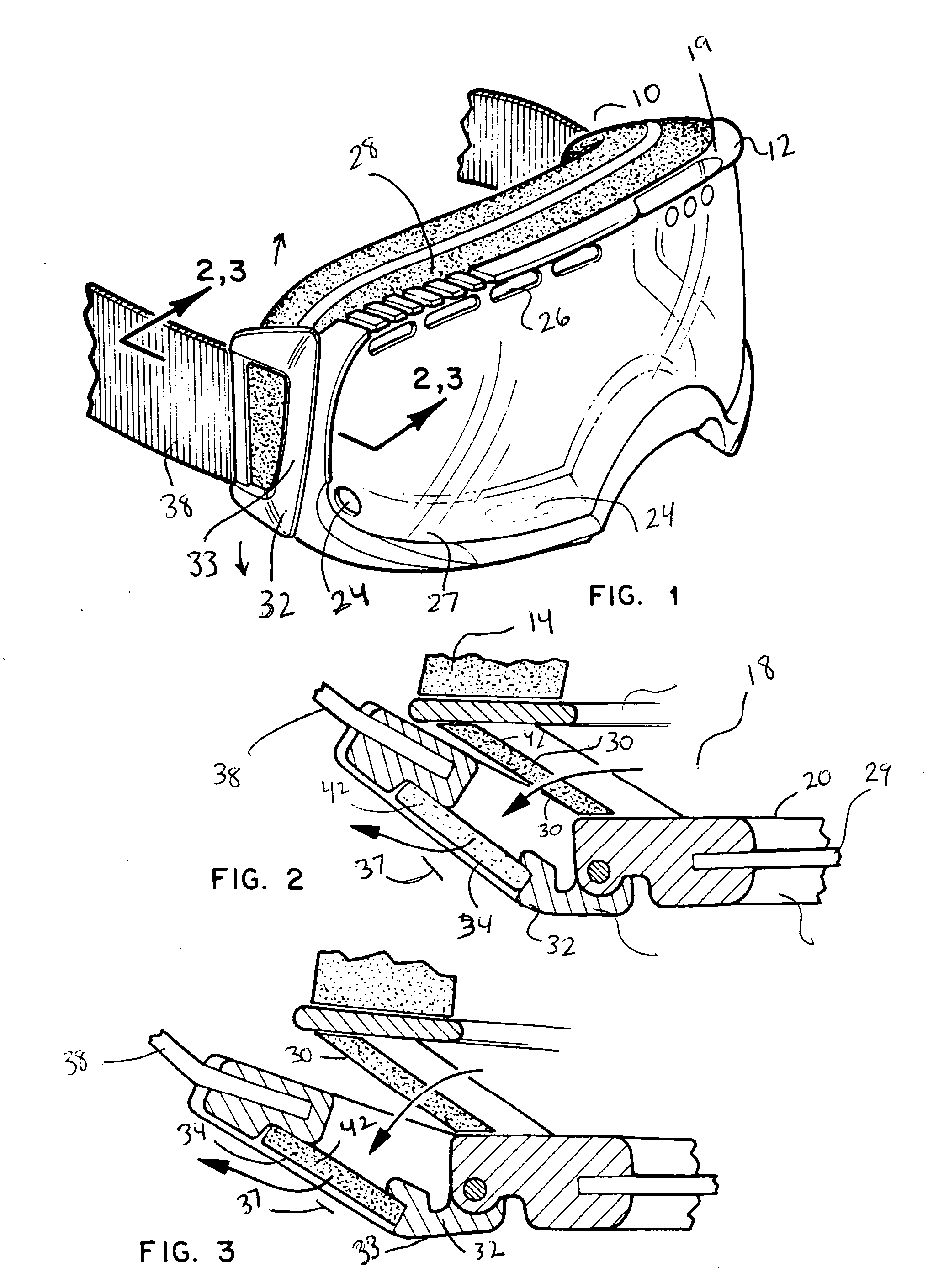 Sport goggle with side vent for improved ventilation