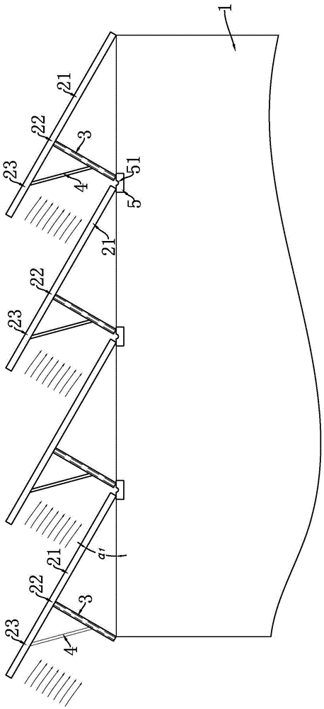 Energy-saving roof capable of injecting most sunlight in winter and injecting least sunlight in summer