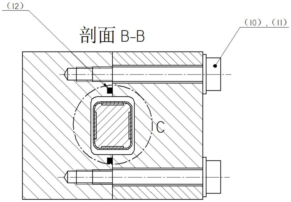 A small diameter, long size non-equal thickness and thin rectangular pipe fittings forming tooling and method