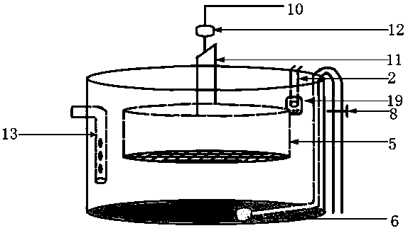 Hatching device of adhesive sinking fish eggs and use method of hatching device