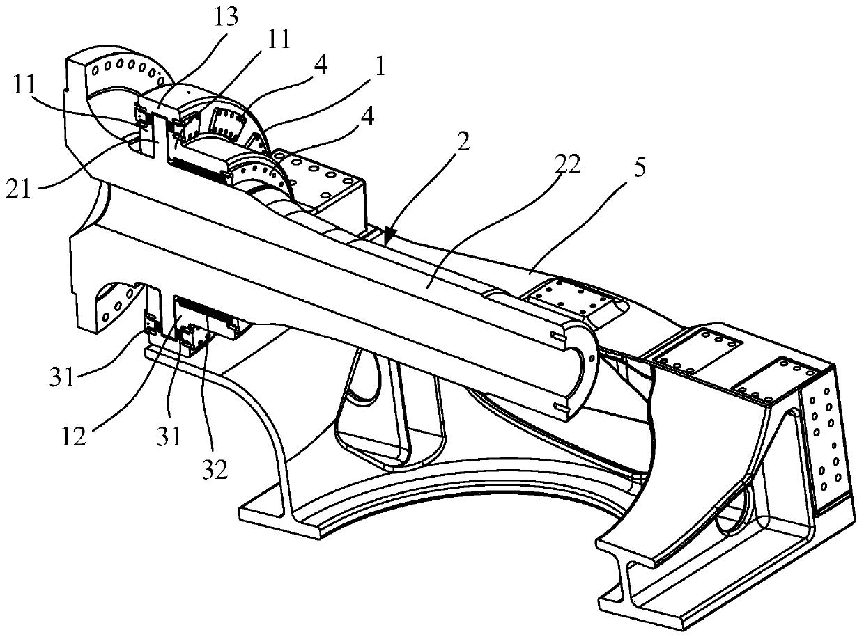 Sliding main bearing transmission chain and doubly-fed wind turbine including same