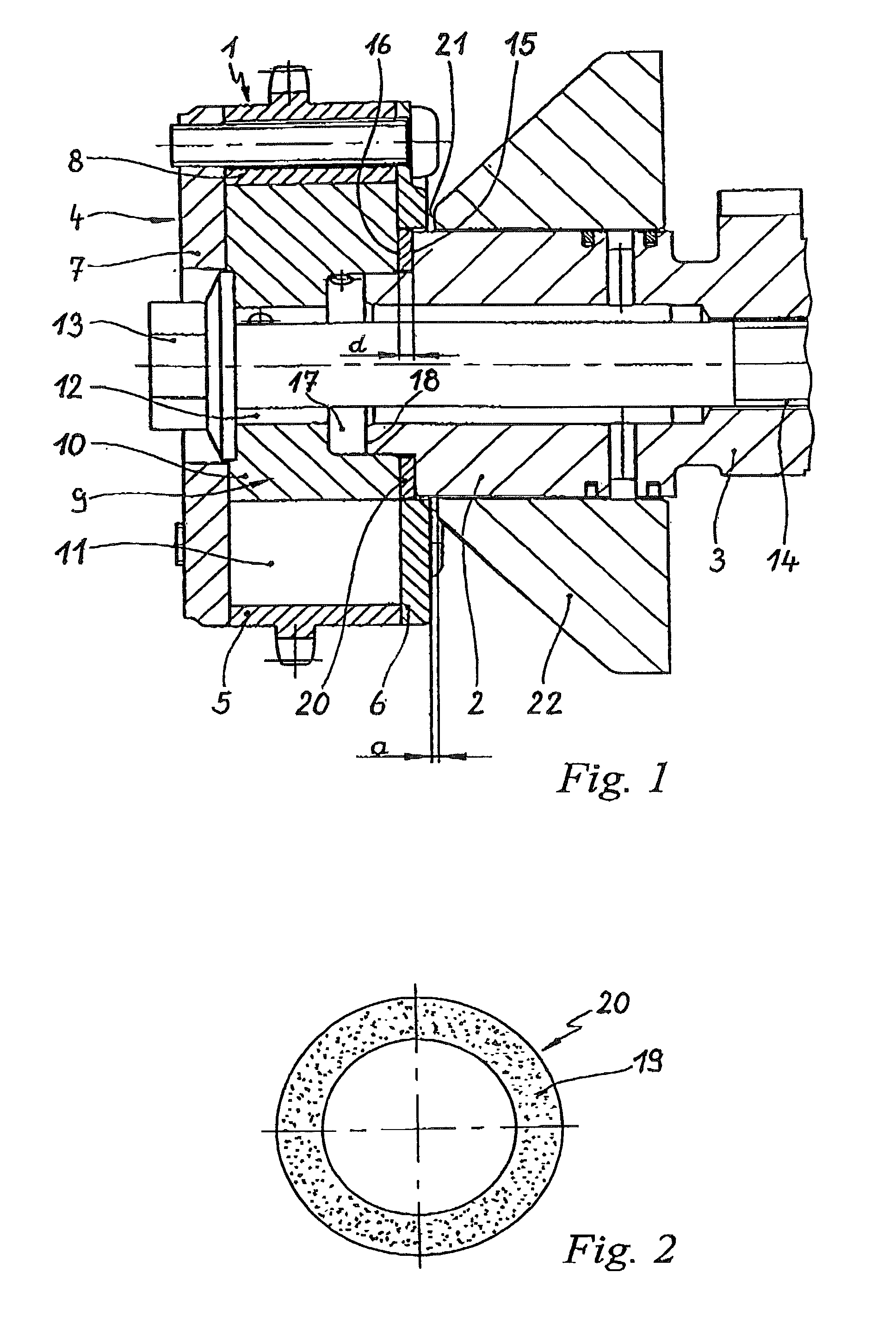 Internal combustion engine adjusting the rotation angle of a camshaft with respect to a crankshaft