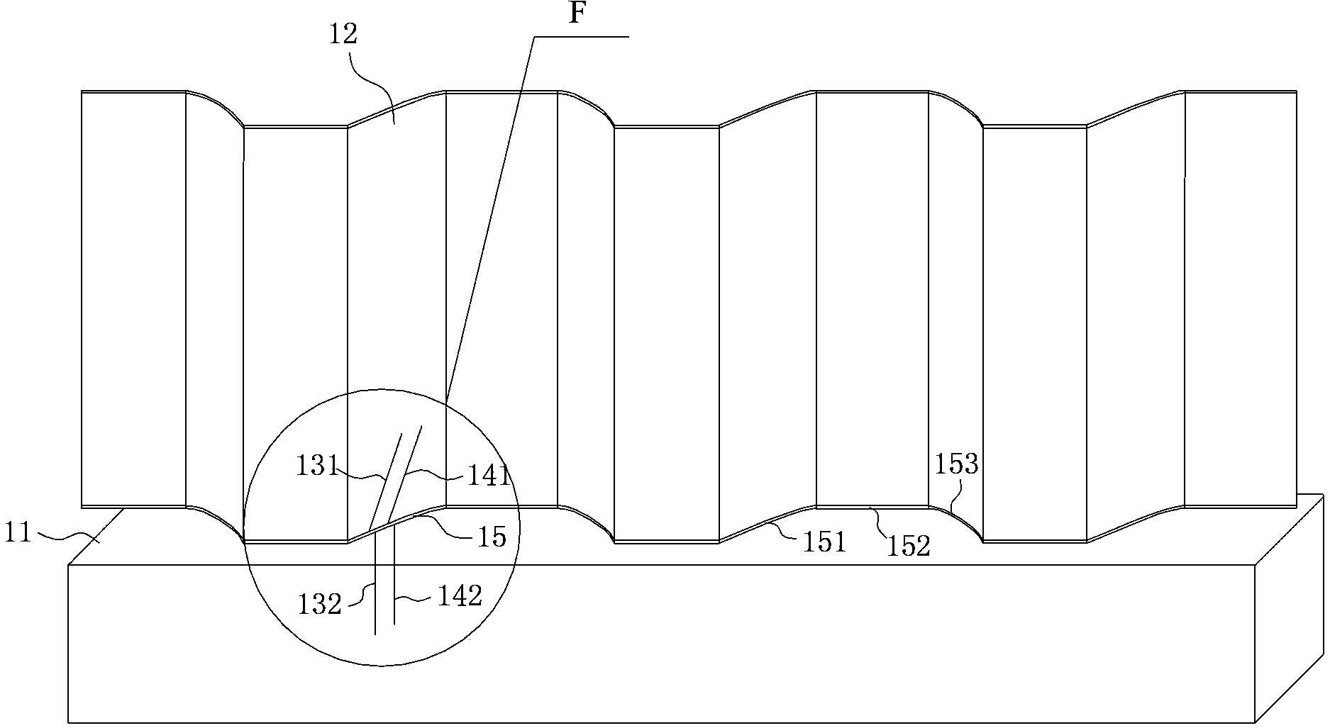 Identifying method and device for welding joints of corrugated plates of containers and welding control system