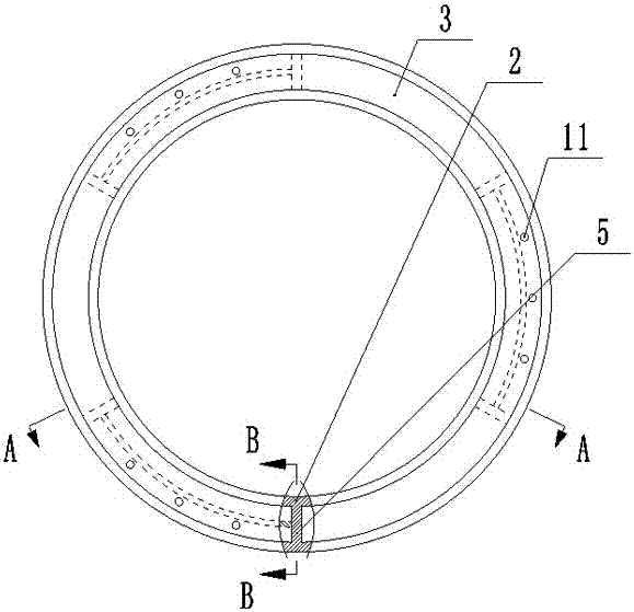 Structural-plate-embedded double-eccentric baffle-type deodorant accumulated water treating device used for stand pipe