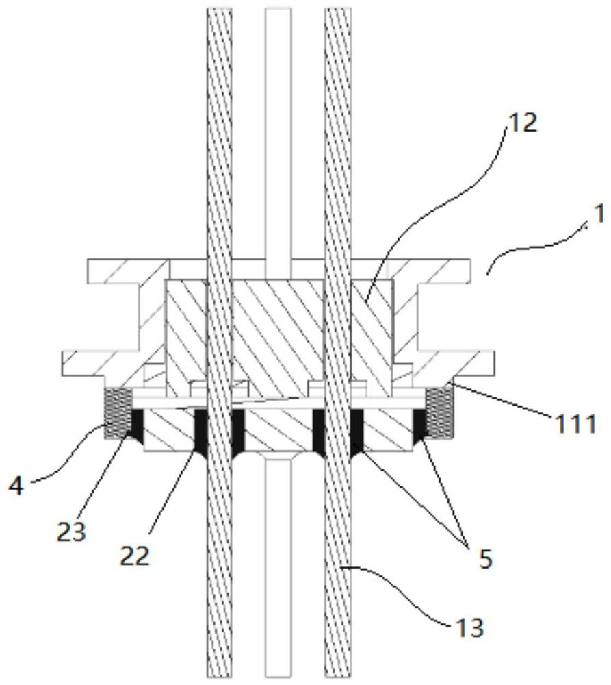 Feedthrough assembly for implantable medical equipment and manufacturing method of feedthrough assembly