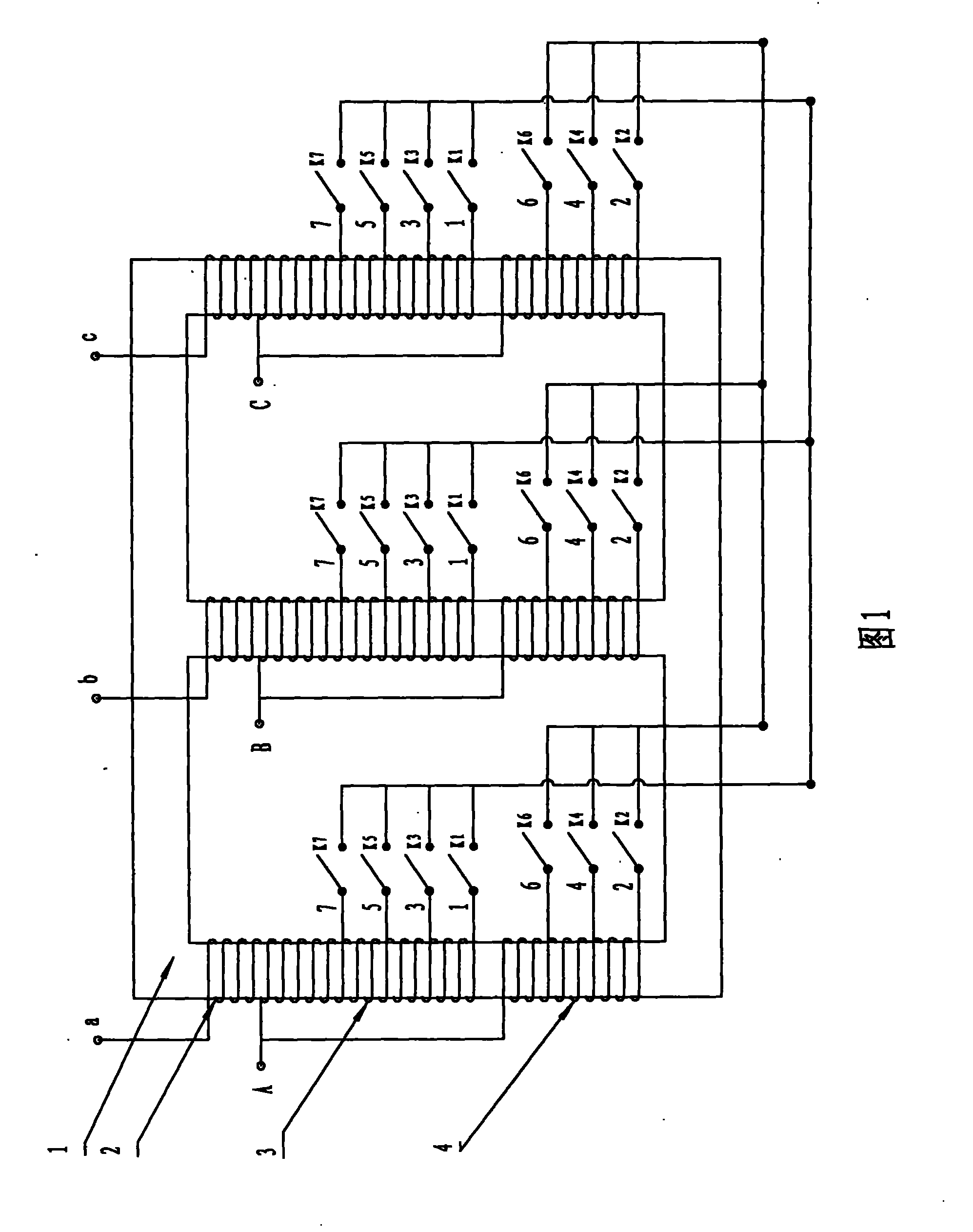 Full-automatic alternating current voltage compensator