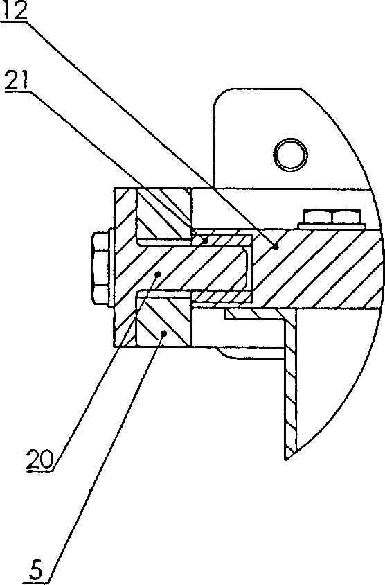 Microtrauma operation cavity creating manipulator with four freedoms