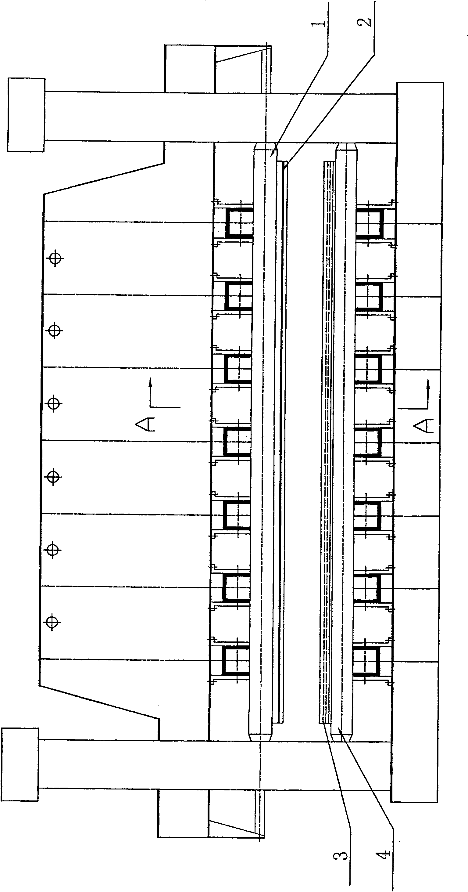 Method for pressing tank-type bulkhead using three rollers rolling machine