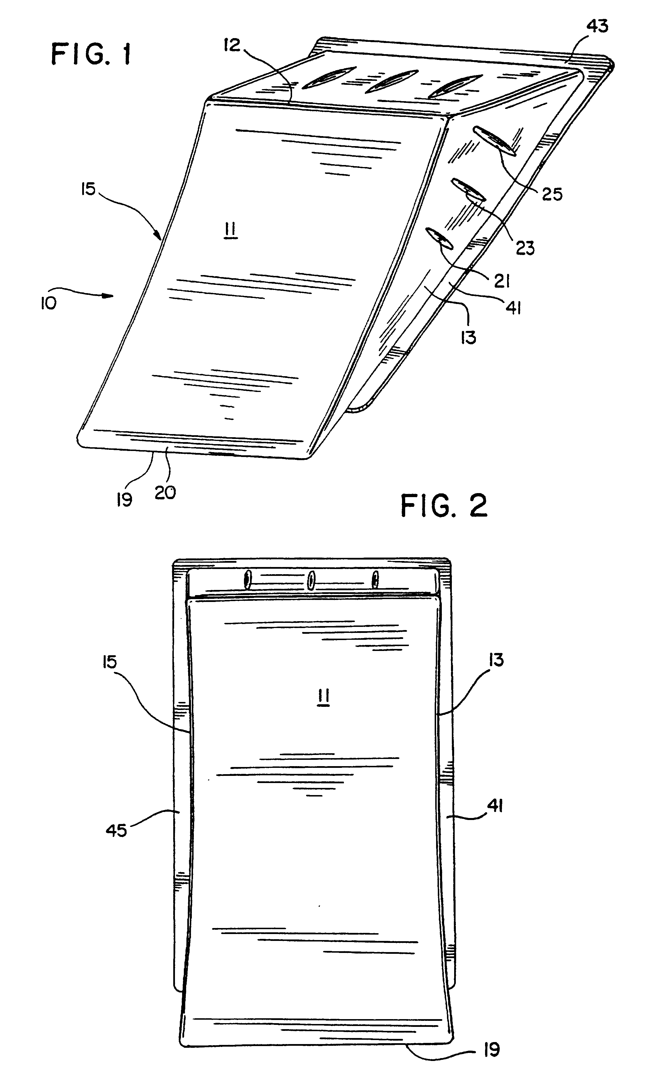 Molded plastic ramp