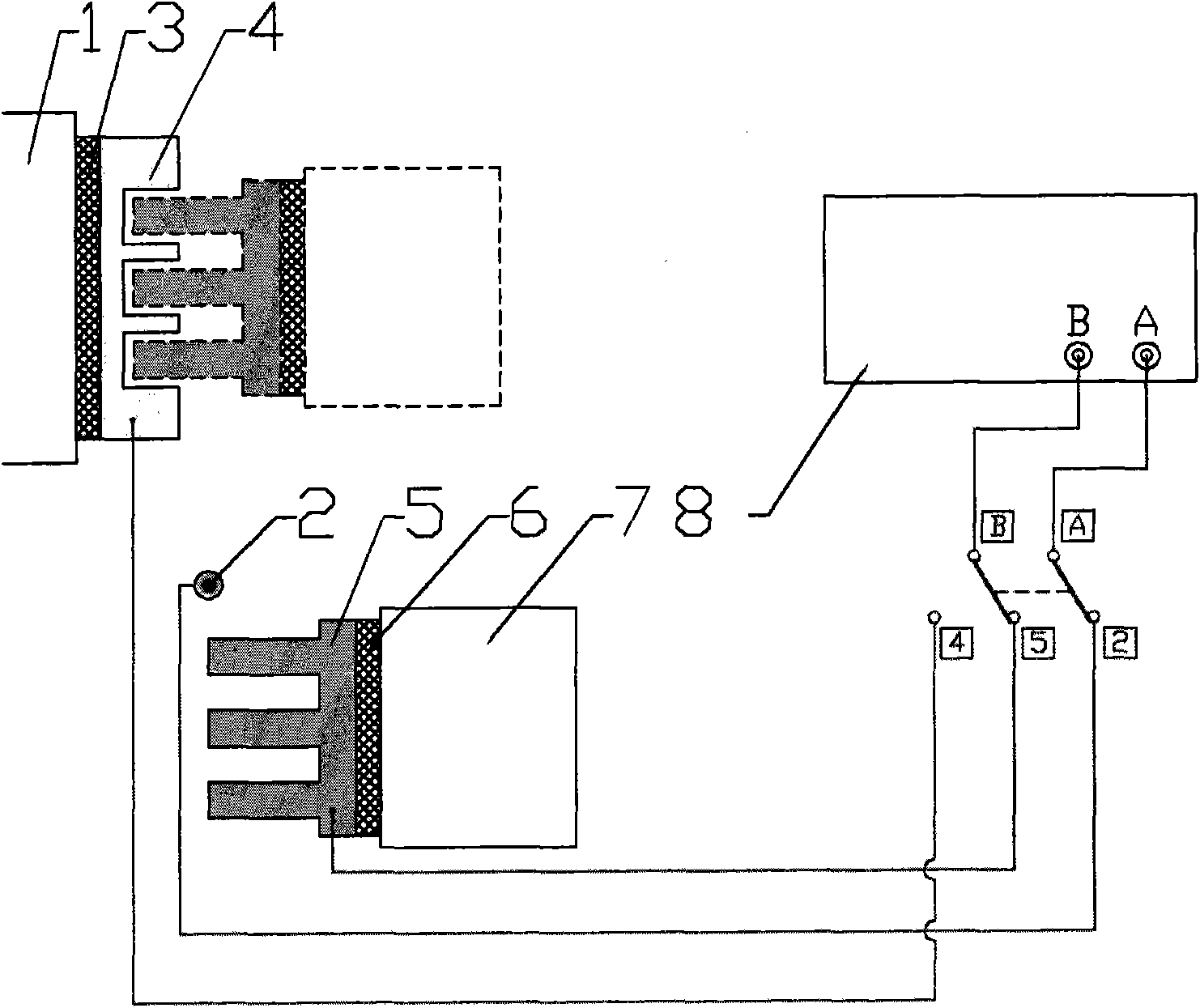 Micro-electrode array based on electrostatic induction load dispatching and online horizontal electrospark machining method of array hole