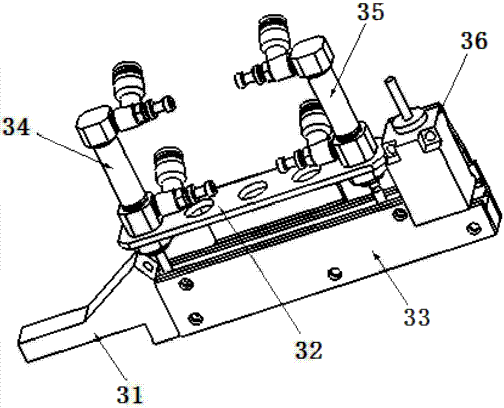 Nut conveyor