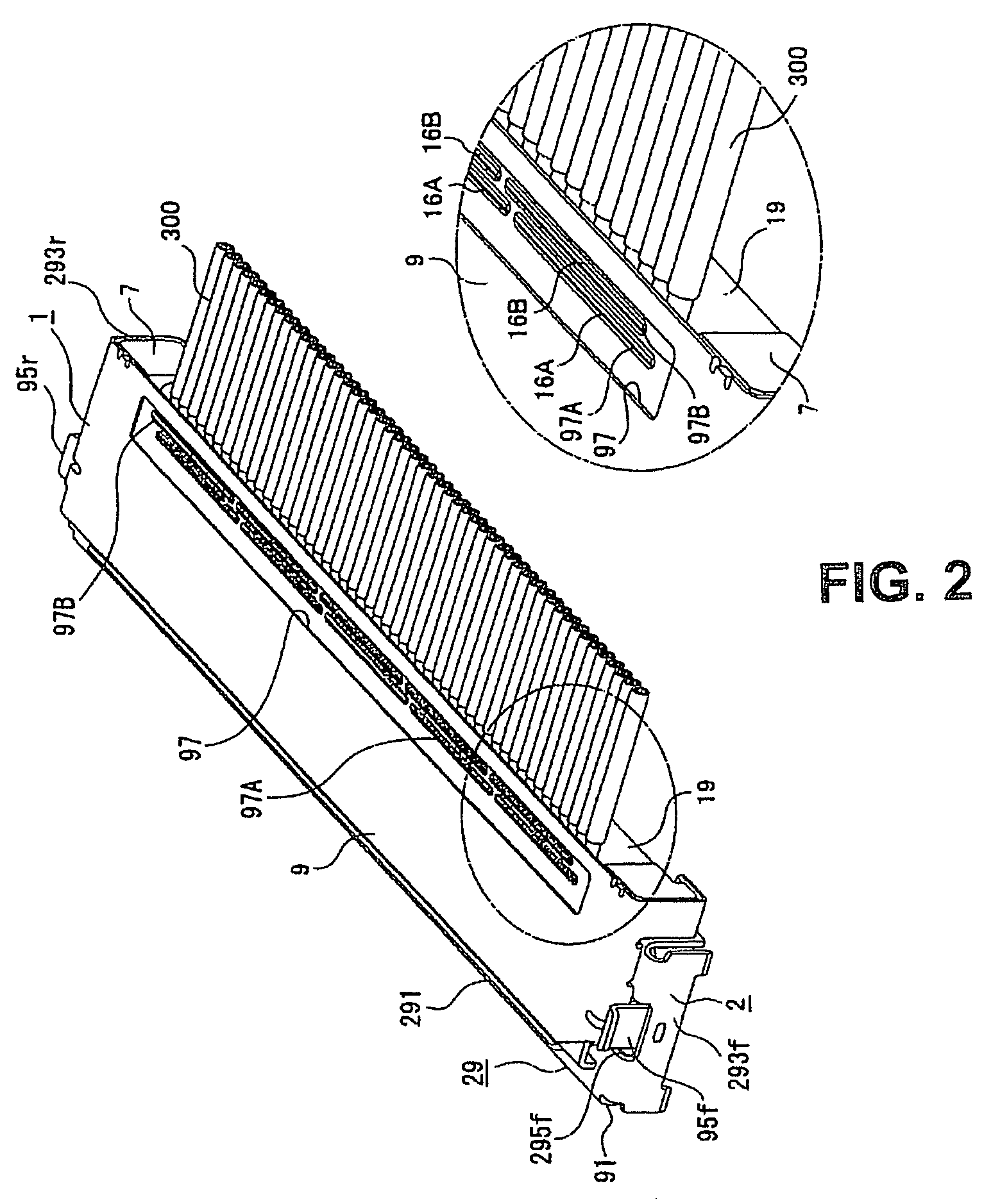 Fine-pitch anti-wicking terminals and connectors using same