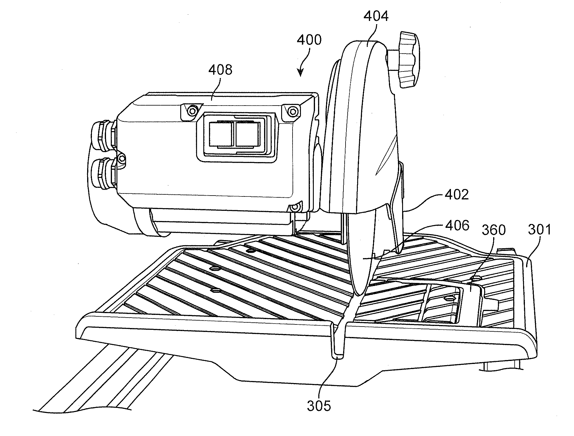 Cutting machine with a liquid lubrication delivery system having a controlled liquid level