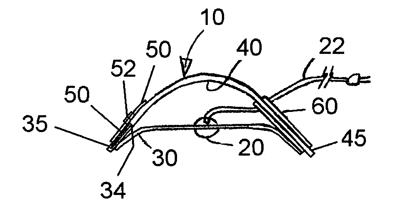 Light with flexible reflector and clear support